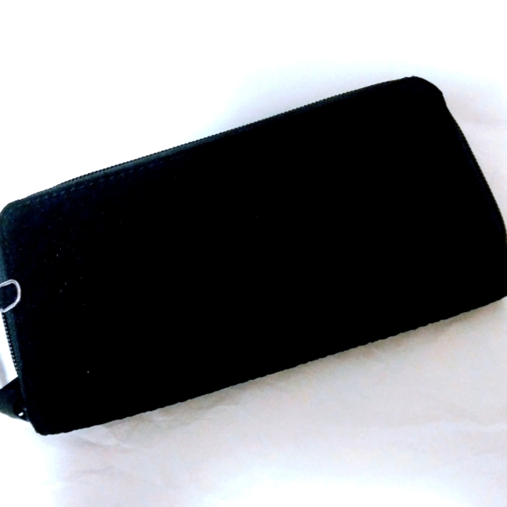 Vera Bradley Quilted Long Wallet. NWOT